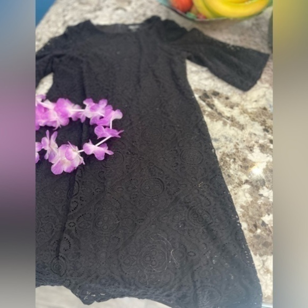 RN Studio Ronni Nicole size 4